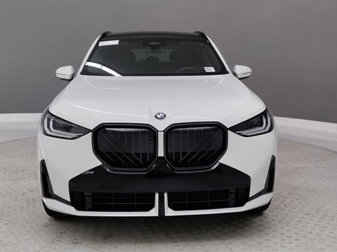 Used 2026 BMW X3 xDrive30i w/ Premium Package AWD/4WD image 2