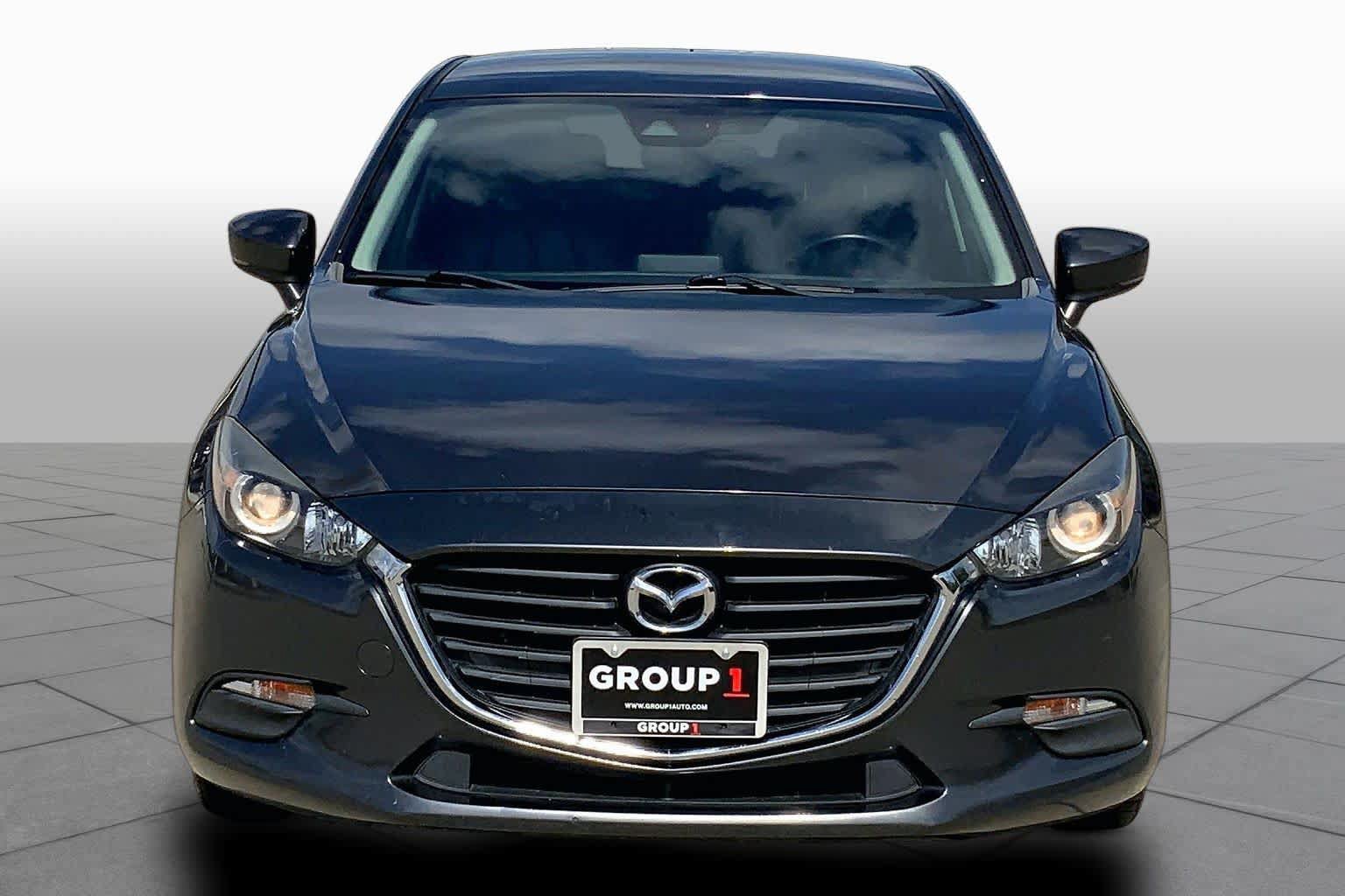 Used 2018 MAZDA MAZDA3 Touring FWD image 4