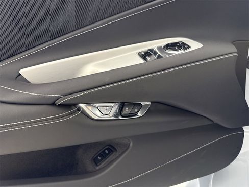 Used 2022 Chevrolet Corvette Stingray Coupe w/ 1LT image 16