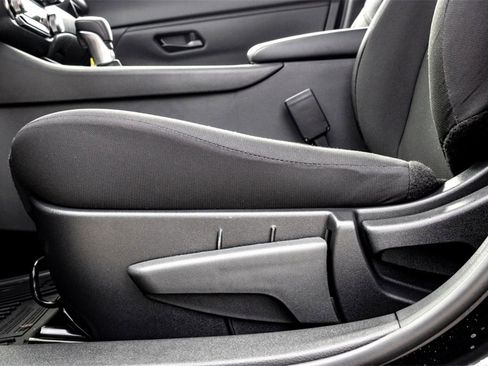 New 2025 Nissan Sentra S image 8