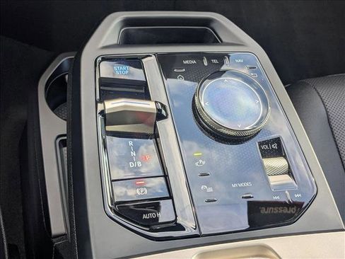 Used 2025 BMW iX xDrive50 image 12