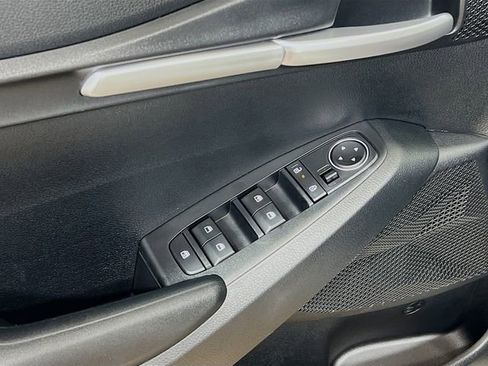 New 2026 Kia Seltos LX image 17