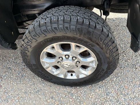 Used 2018 GMC Sierra 1500 SLT AWD/4WD image 36