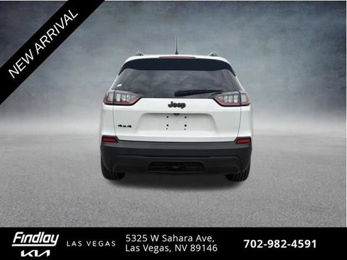 Used 2019 Jeep Cherokee Latitude Plus AWD/4WD image 6