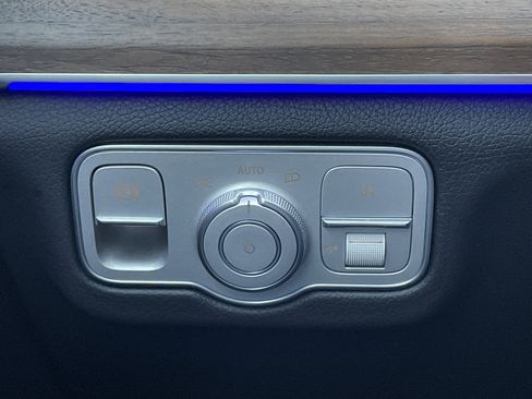 Certified 2025 Mercedes-Benz GLE 350 4MATIC image 23