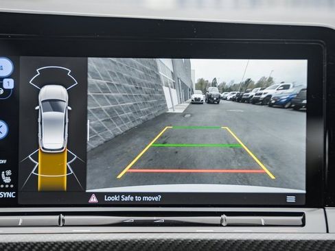 Used 2023 Volkswagen Golf 20th Anniversary Edition image 47