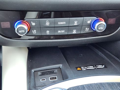 Certified 2023 Buick Enclave Avenir w/ Trailering Package, 5000 lbs. image 18