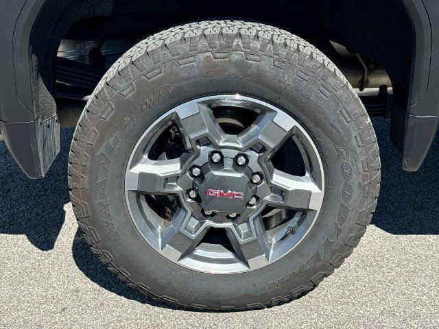 Used 2026 GMC Sierra 2500 SLT w/ SLT Premium Package AWD/4WD image 34
