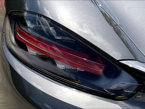 Used 2017 Porsche 718 Boxster RWD image 37