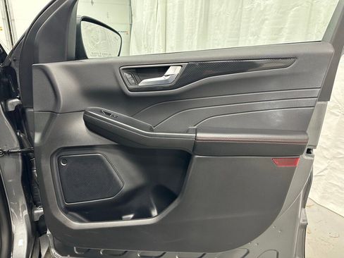 Used 2025 Ford Escape ST-Line image 50