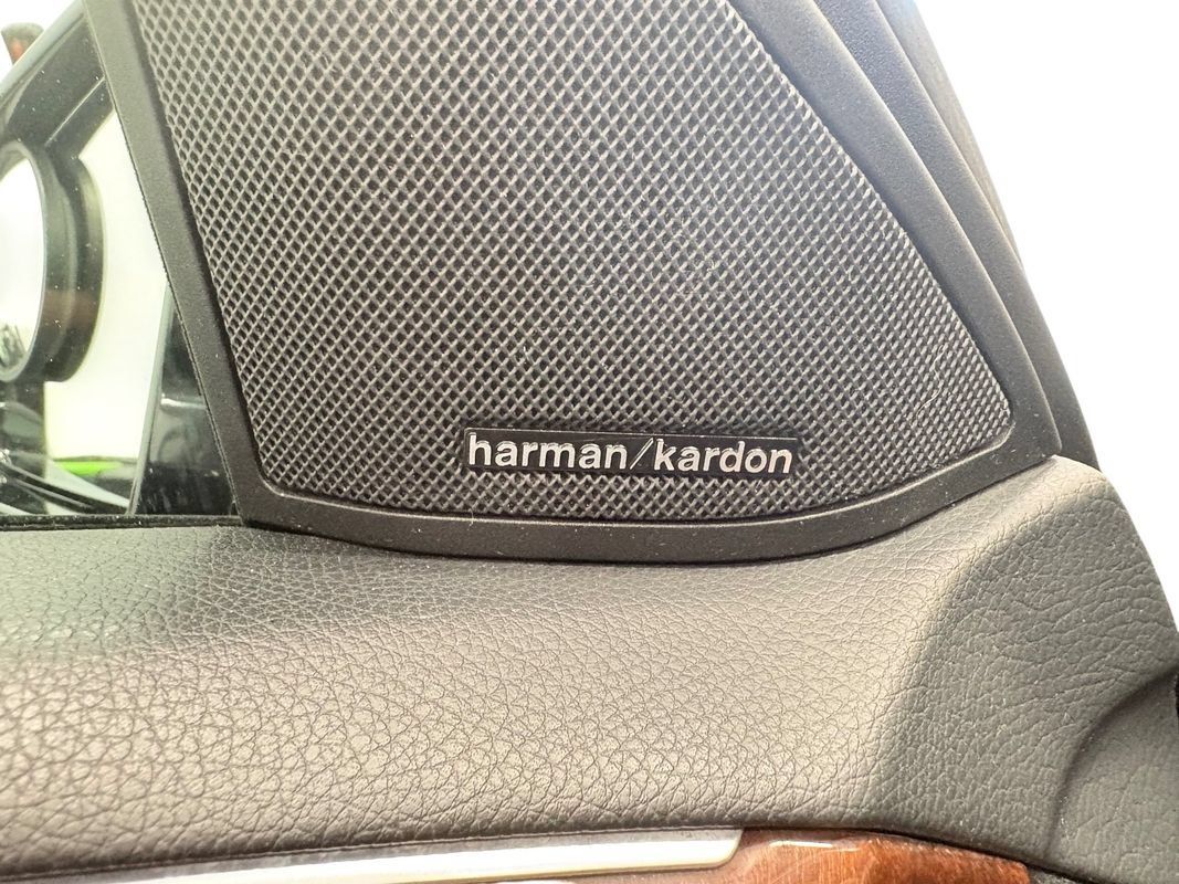 Used 2015 Mercedes-Benz E 350 4MATIC Wagon image 19