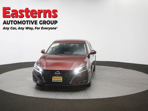 Used 2023 Nissan Altima 2.5 SV FWD image 53