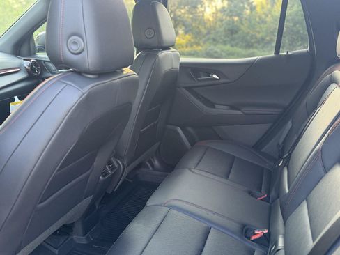 Used 2027 Chevrolet Equinox RS w/ Safety and Technology Package FWD image 7