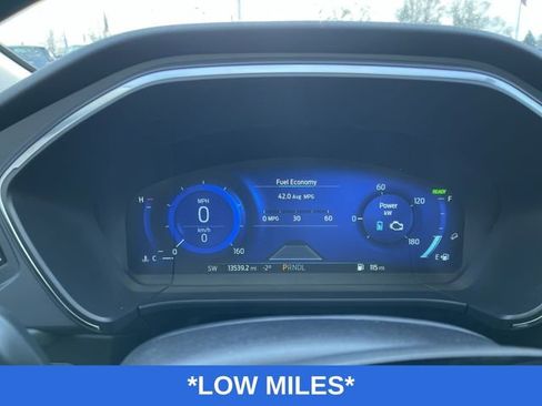 Used 2022 Ford Escape Titanium w/ Class II Trailer Tow Package image 13