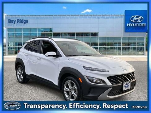 Used 2023 Hyundai Kona SEL image 1
