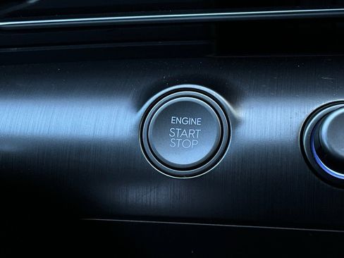 Used 2025 Hyundai Kona SEL image 29