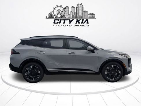 New 2026 Kia Sportage SX FWD image 8
