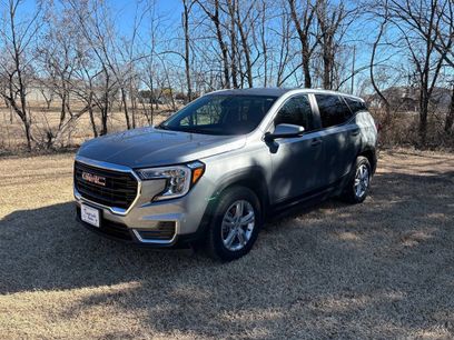 Used 2024 GMC Terrain SLE