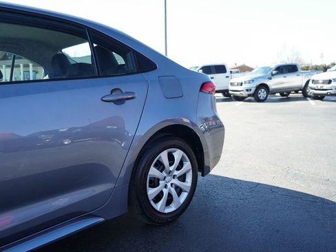 Used 2025 Toyota Corolla LE image 15