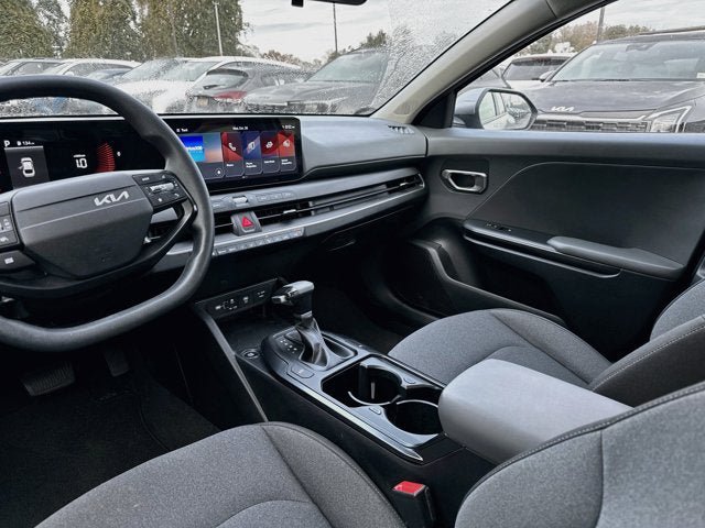Certified 2025 Kia K4 FWD image 21
