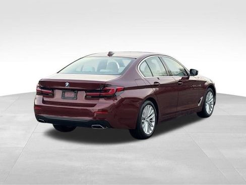 Certified 2023 BMW 530i xDrive w/ Premium Package image 9