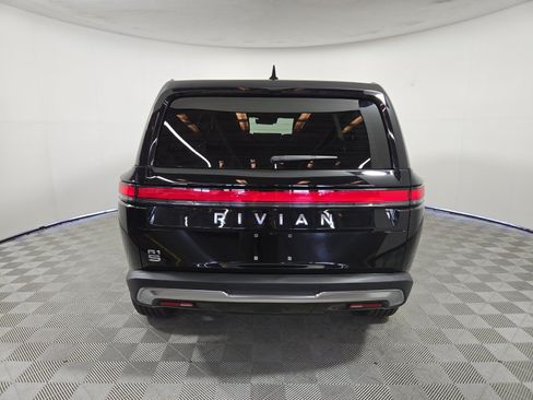 Used 2025 Rivian R1S Adventure AWD/4WD image 4