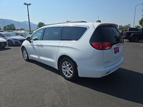 Used 2021 Chrysler Voyager Lxi image 5
