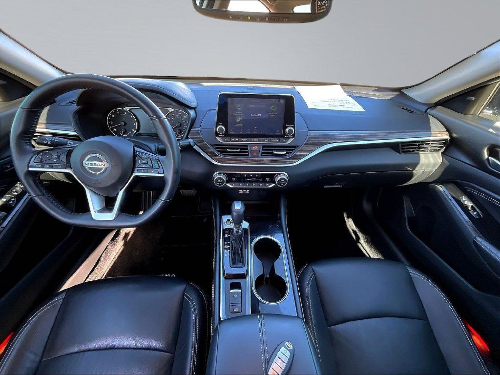 Used 2020 Nissan Altima 2.5 Platinum AWD/4WD image 9