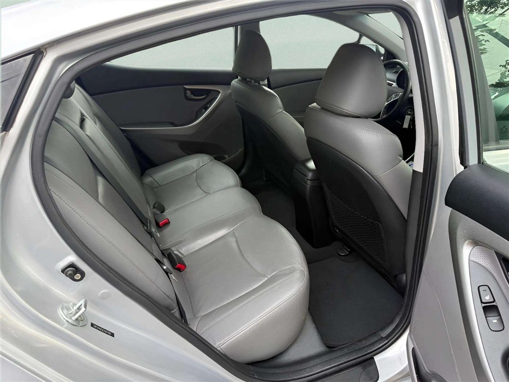 Used 2012 Hyundai Elantra Limited FWD image 20