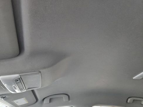 Used 2025 Nissan Sentra SV FWD image 27