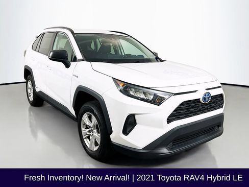 Used 2021 Toyota RAV4 LE AWD/4WD image 1