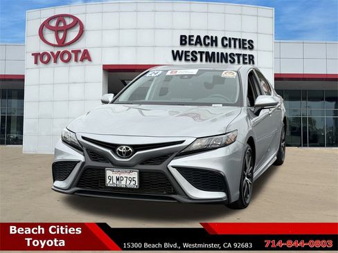 Certified 2024 Toyota Camry SE image 5