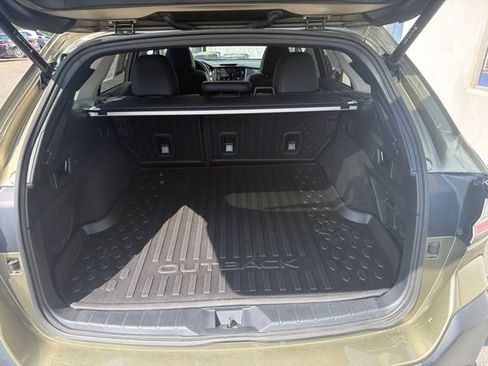 Used 2025 Subaru Outback Limited AWD/4WD image 27