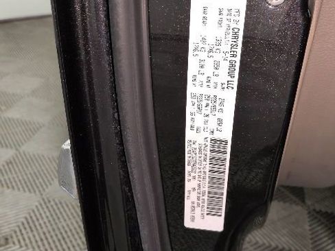 Used 2014 Chrysler Town & Country Touring-L w/ Driver Convenience Group image 50