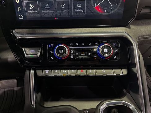 Used 2026 GMC Sierra 2500 Denali w/ Denali Reserve Package AWD/4WD image 23