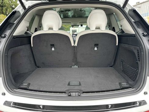 New 2025 Volvo EX90 Ultra image 14