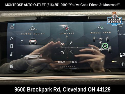 Used 2023 Land Rover Range Rover Velar R-Dynamic S image 26