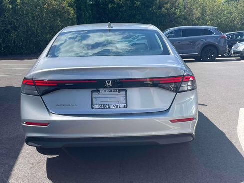 Used 2023 Honda Accord EX image 6