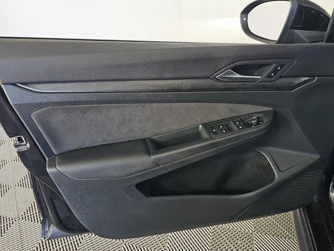 Used 2024 Volkswagen GTI S image 9