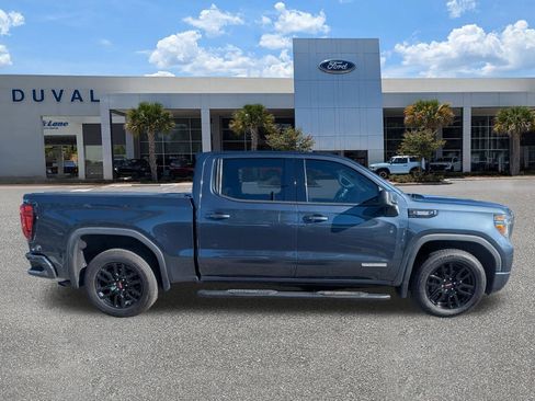Used 2020 GMC Sierra 1500 Elevation w/ Elevation Value Package image 3