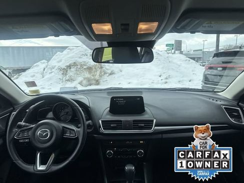 Used 2017 MAZDA MAZDA3 Grand Touring image 19