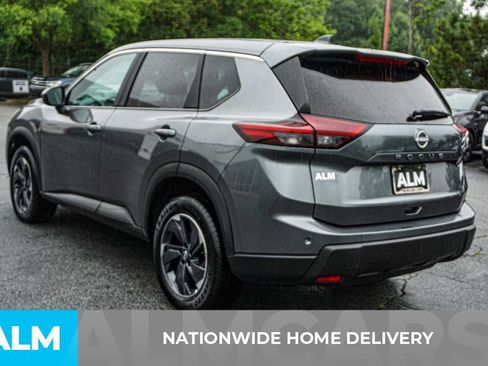 Used 2025 Nissan Rogue SV FWD image 5