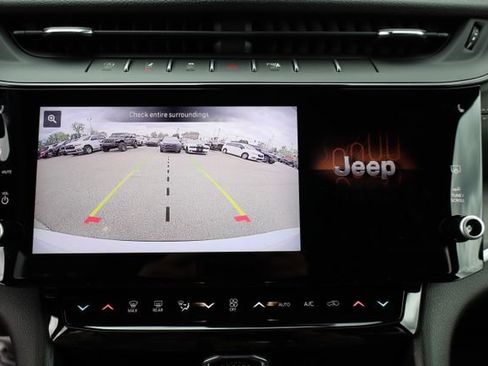 Used 2026 Jeep Grand Cherokee L Limited AWD/4WD image 22