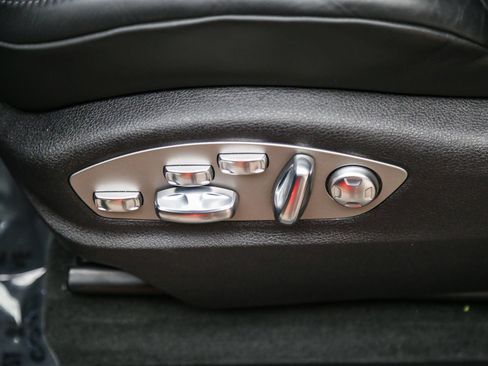 Certified 2026 Porsche Macan AWD/4WD image 25