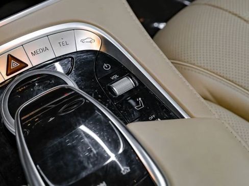 Used 2019 Mercedes-Benz S 560 S 560 image 32