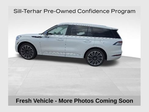 Used 2024 Lincoln Aviator Black Label w/ Dynamic Handling Package AWD/4WD image 1