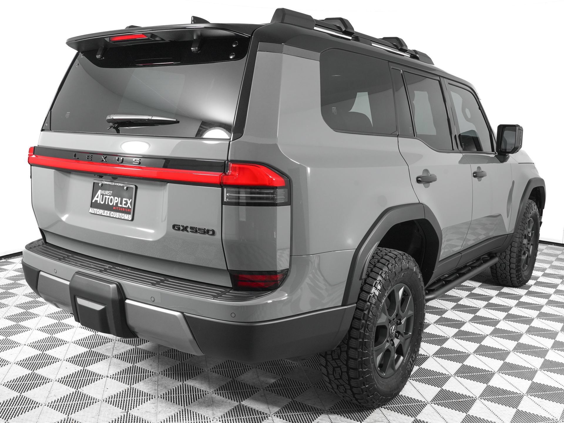 Used 2025 Lexus GX 550 AWD/4WD image 4