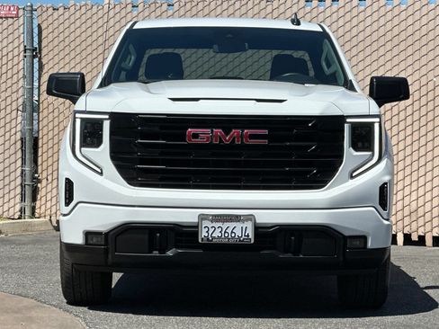Certified 2026 GMC Sierra 1500 Elevation AWD/4WD image 9