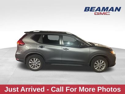 Used 2017 Nissan Rogue SV