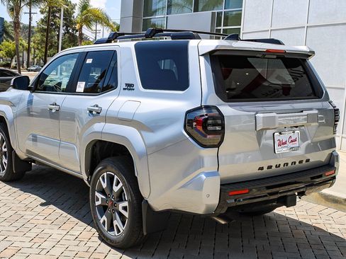 New 2026 Toyota 4Runner TRD Sport AWD/4WD image 9